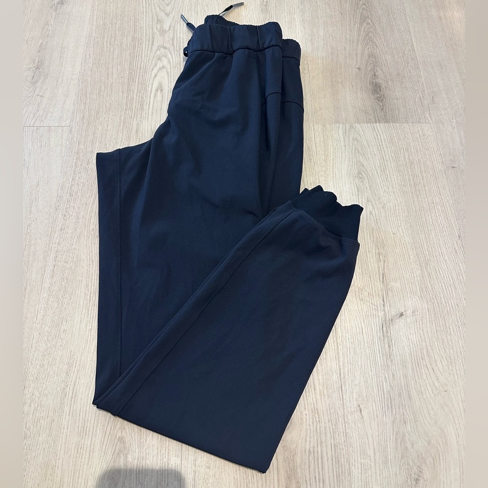 lululemon athletica Black Track Pants / Joggers Size 2 Women’s